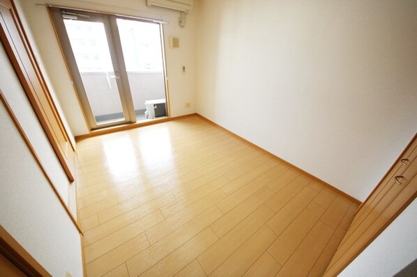 アルカンシェル新横浜の物件内観写真